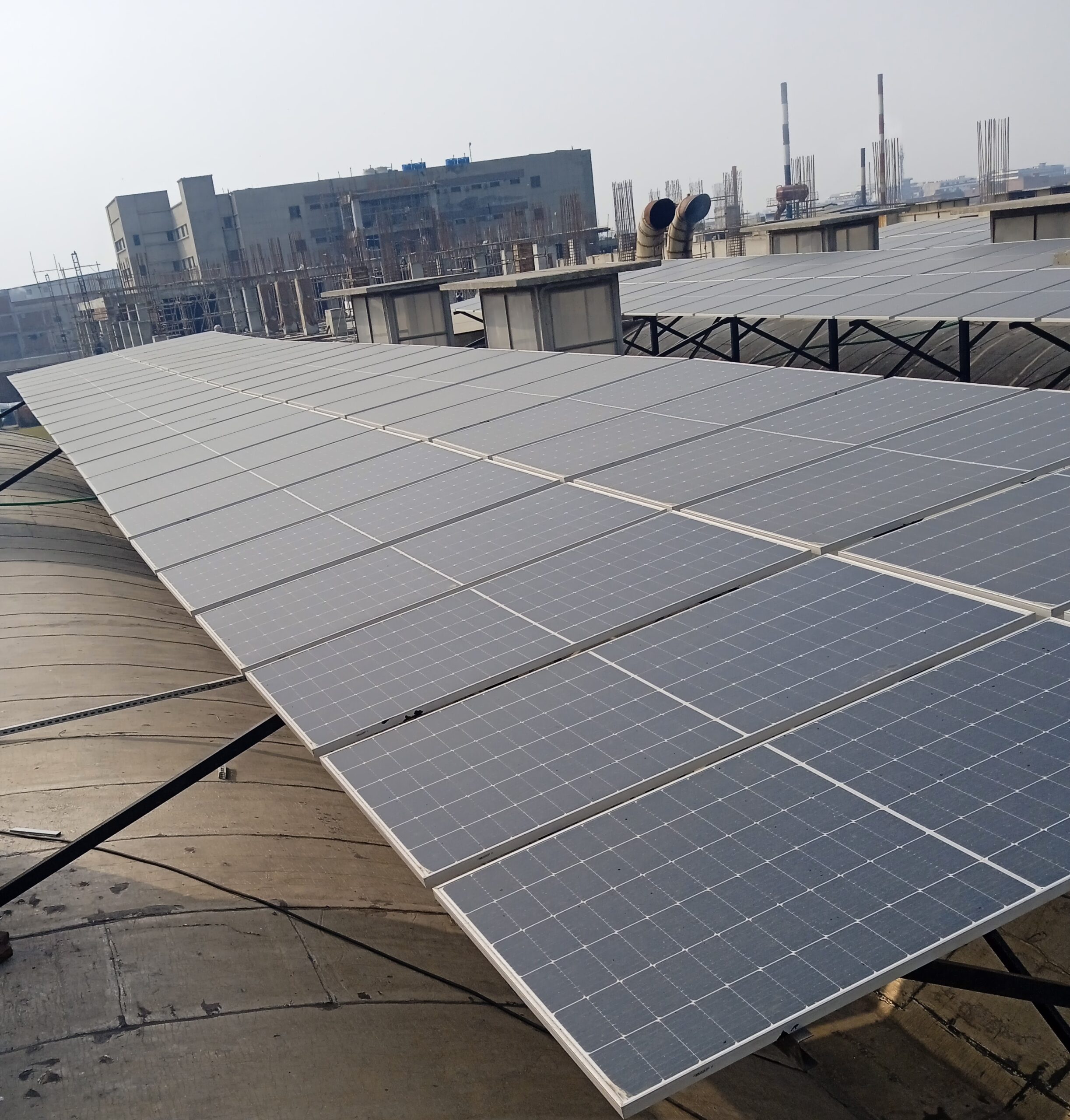 KAY & EMMS (608 KW)